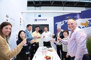 Η Kautex Germany εξασφαλίζει παραγγελία για το KBB100D επόμενης γενιάς από πελάτη στις ΗΠΑ, με ακτίνα K2025